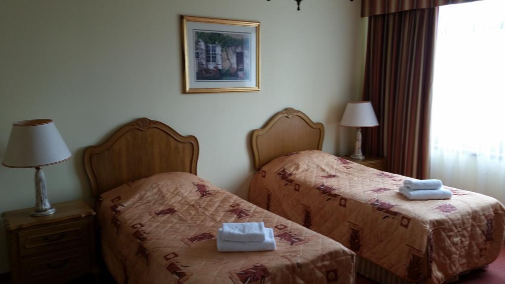 Hotel Sportwerk Tyniec Maly الغرفة الصورة