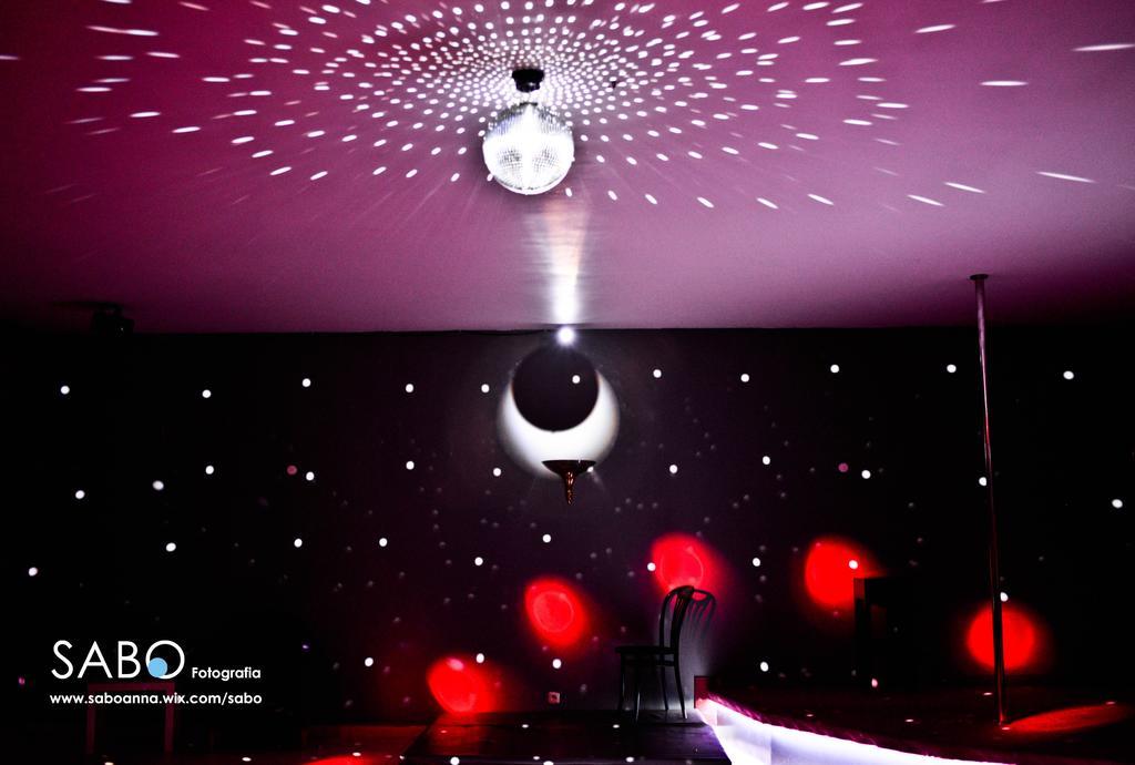 Hotel Sportwerk Tyniec Maly المظهر الخارجي الصورة