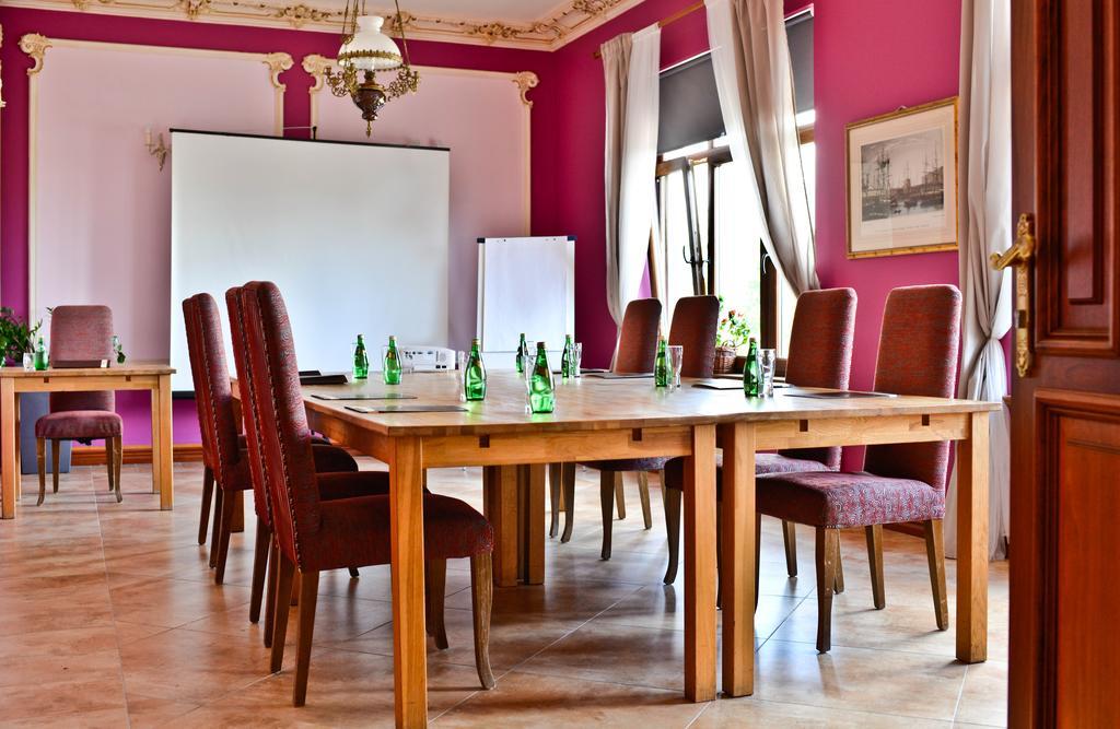 Hotel Sportwerk Tyniec Maly المظهر الخارجي الصورة