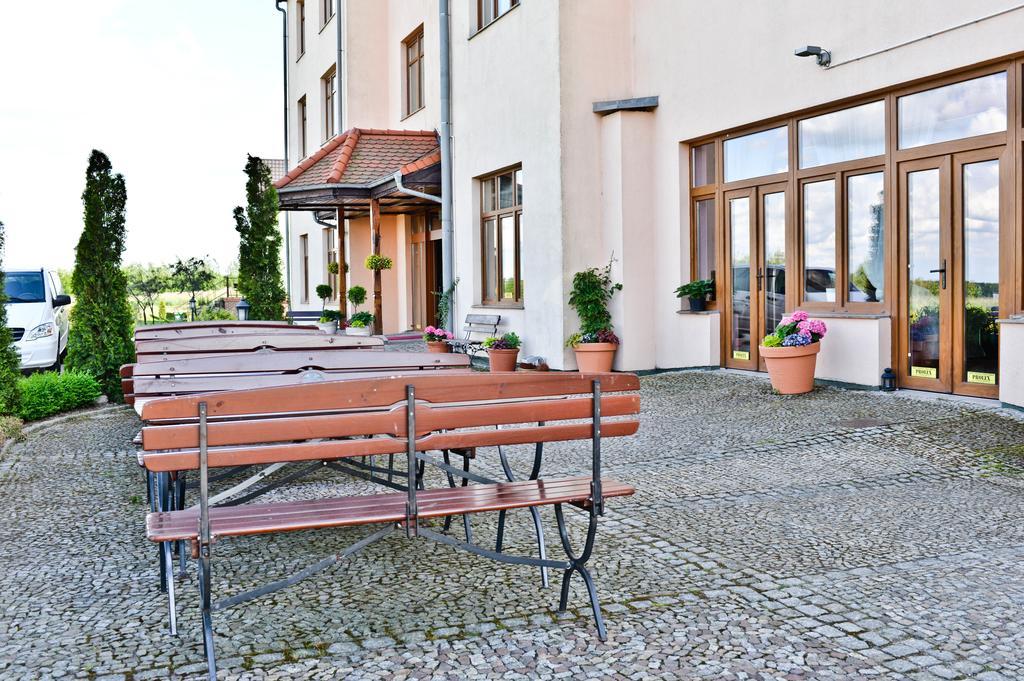 Hotel Sportwerk Tyniec Maly المظهر الخارجي الصورة