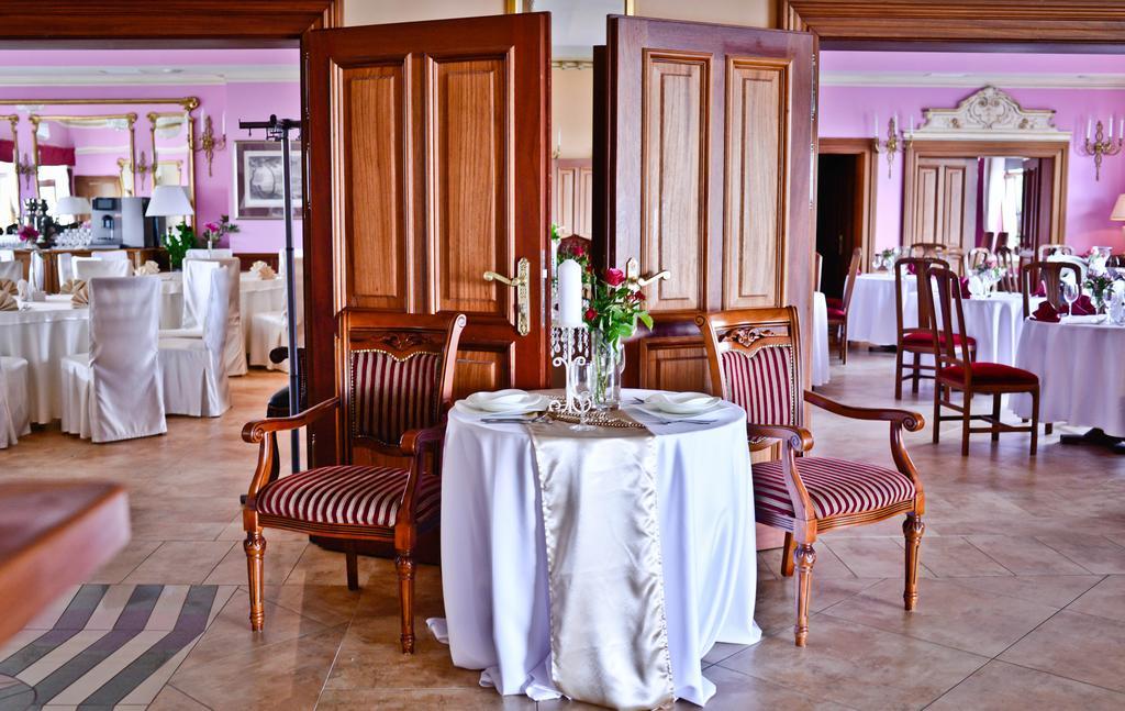 Hotel Sportwerk Tyniec Maly المظهر الخارجي الصورة