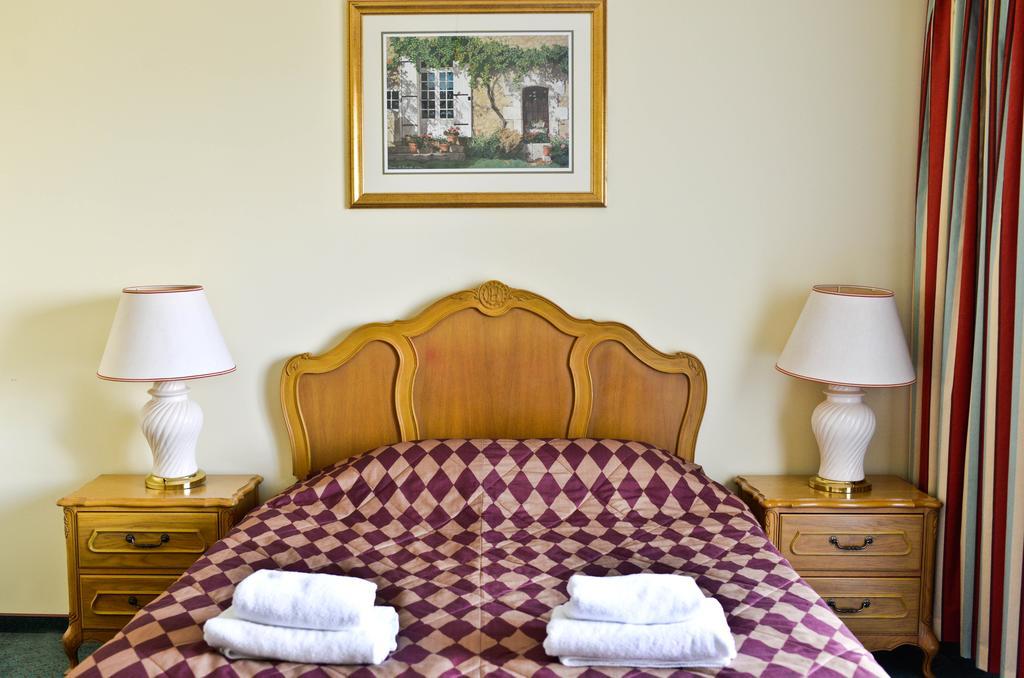 Hotel Sportwerk Tyniec Maly الغرفة الصورة
